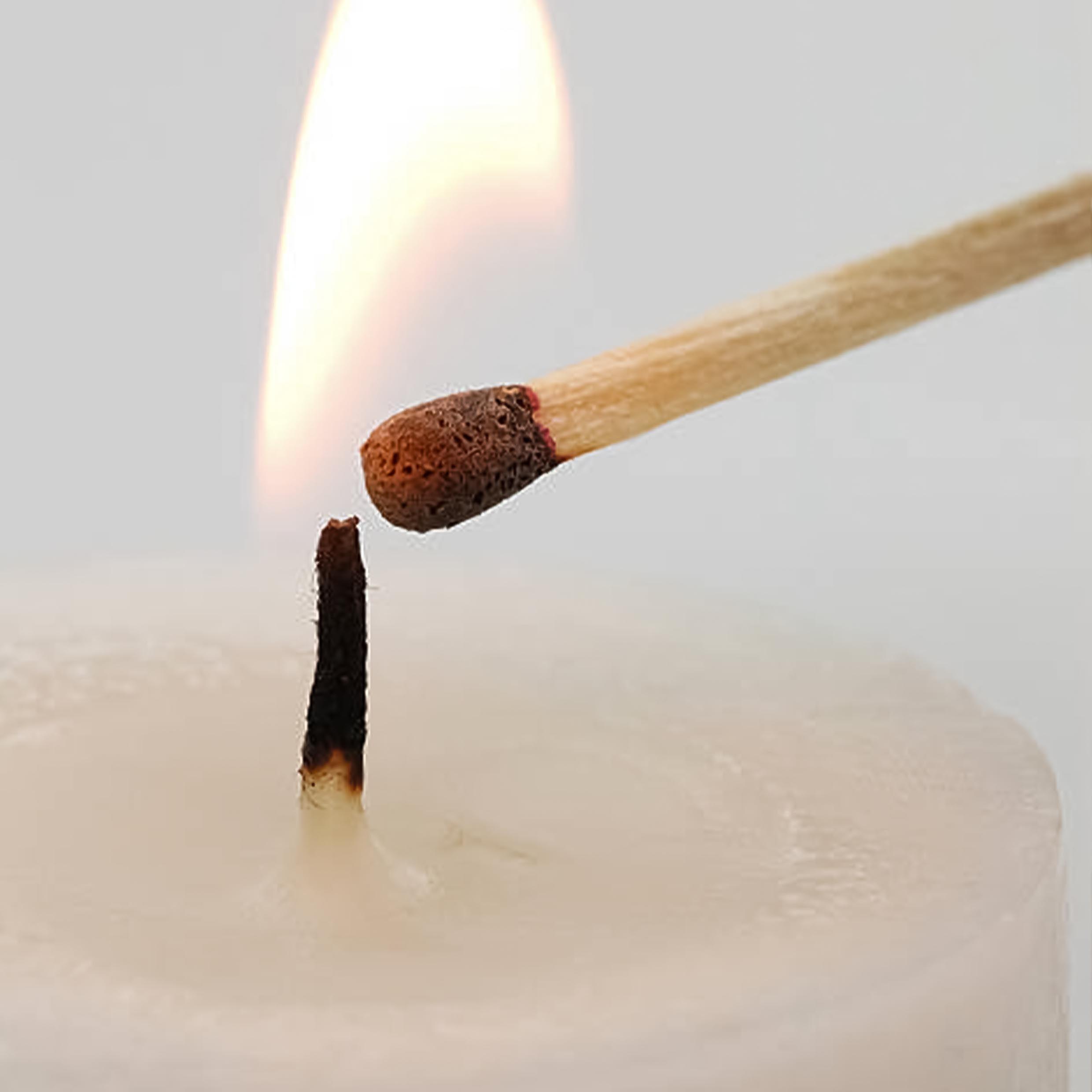 Candle facts: How To Light A Candle Without A Lighter - Infinitycarts