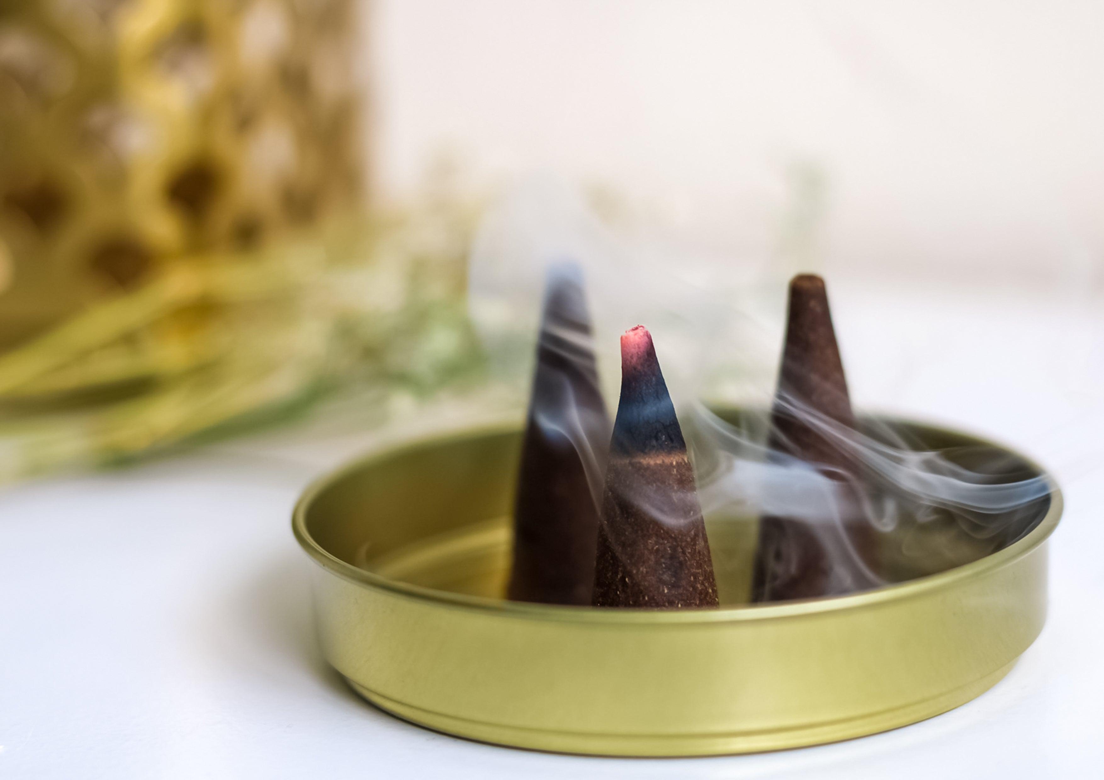Luxury Oud Incense Cones - Oud and Amber - Infinitycarts